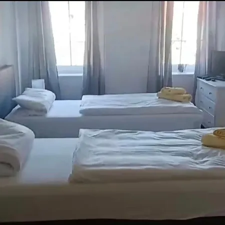 Luesser Landsitz Apartment *